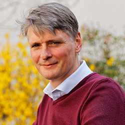 Neil Lawrence, DeepMind Professor of Machine Learning here, won the AISTATS 2023 Test of Time Award along with his former PhD student Andreas Damianou